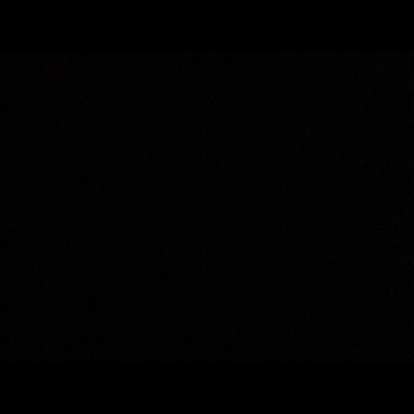 Meet your Posher, Damaris - Picture 1 of 1